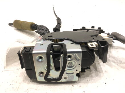 ZÁMOK DVERÍ ĽAVÝ PREDNÝ MERCEDES-BENZ CLASS GLK (X204) 2008 - 2015