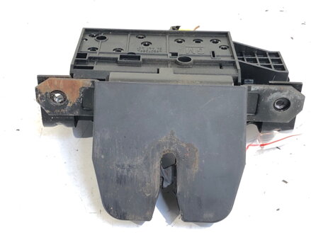 ZÁMOK VEKA BATOŽINOVÉHO PRIESTORU ZADNÝ OPEL SIGNUM LIFTBACK (Z03) 2003 - 2008 24441401