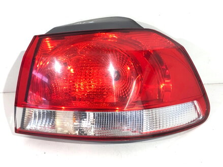 SVETLO PRAVÉ ZADNÉ VW GOLF VI (5K1) 2008 - 2014 5K0945096E