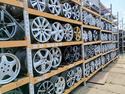 DISKY OCEĽOVÉ HLINÍKOVÉ KOMPLET/PARA/SZTUKI --- ---