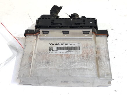 RIADIACA JEDNOTKA MOTORA VW GOLF VII (5G1, BQ1, BE1, BE2) 2012 - 2022 04E907309A