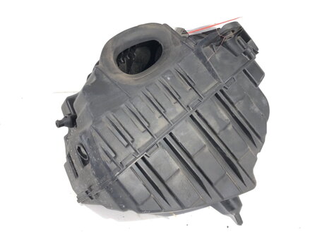 KRYT FILTRA VZDUCHU RENAULT GRAND SCÉNIC III (JZ0/1_) 2009 - 2022 8200947663