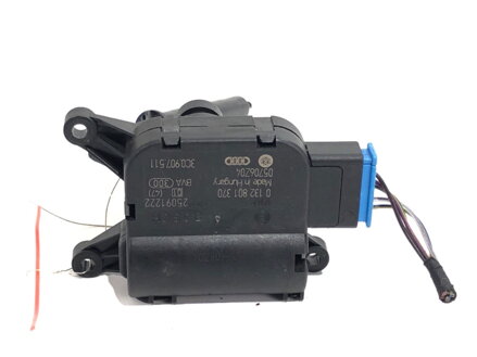 MOTOR RADIÁTORA KÚRENIA VW PASSAT B7 VARIANT (365) 2010 - 2015 3C0907511