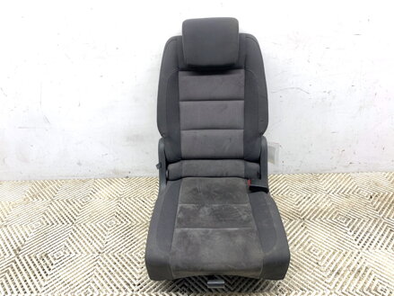 SEDADLO ZADNÉ VW TOURAN (1T3) 2010 - 2015