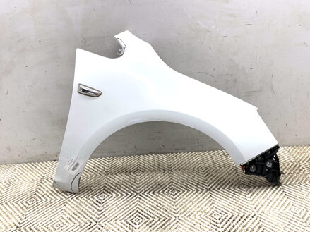 BLATNÍK PRAVÝ PREDNÝ OPEL ASTRA J (P10) 2009 - 2015 Y40R
