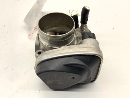 ŠKRTIACA KLAPKA AUDI A3 (8P1) 2003 - 2013 06A133062AB