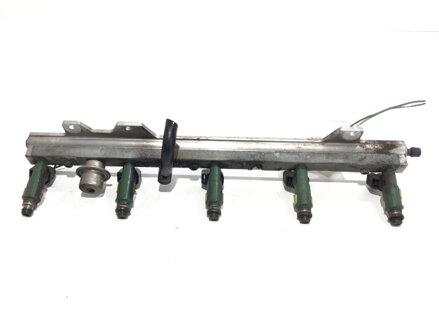 VSTREKOVACIA RAMPA VOLVO S60 I (384) 2000 - 2010 9202710