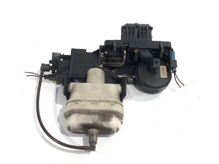 ZÁMOK VEKA BATOŽINOVÉHO PRIESTORU ZADNÝ MERCEDES-BENZ CLASS S (W220) 1998 - 2005 A2208000478