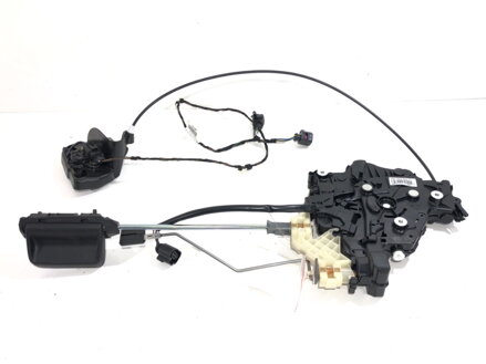 ZÁMOK DVERÍ POSUVNÝCH PRAVÝ VW CADDY IV (SAA, SAH) 2015 - 2022 2K5843654C