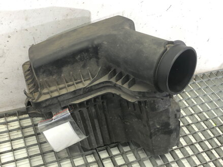 KRYT FILTRA VZDUCHU FORD USA MUSTANG COUPE 2014 - 2022 FR3C-9643-DC