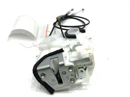 ZÁMOK DVERÍ ĽAVÝ ZADNÝ SUZUKI SX4 S-CROSS (JY) 2013 - 2022 82302-61MA2