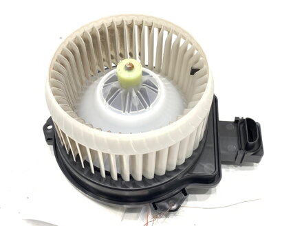 VENTILÁTOR KÚRENIA SUZUKI SX4 S-CROSS (JY) 2013 - 2022