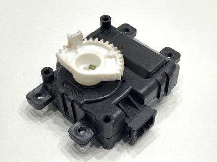 MOTOR RADIÁTORA KÚRENIA SUZUKI SX4 S-CROSS (JY) 2013 - 2022 CZ113800-3480