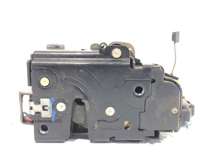 ZÁMOK DVERÍ ĽAVÝ ZADNÝ VW TOURAN (1T1, 1T2) 2003 - 2010 7L0839015