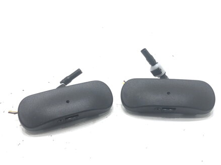 TRYSKY OSTREKOVAČOV OKIEN SADA AUDI A4 B9 (8W2, 8WC) 2015 - 2022 8W0955988A 8W0955987A