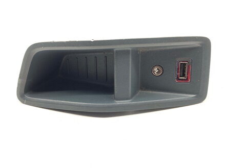 ZÁSUVKA / ULOŽENIE USB FORD C-MAX II (DXA/CB7, DXA/CEU) 2010 - 2019 AM51-R043B62