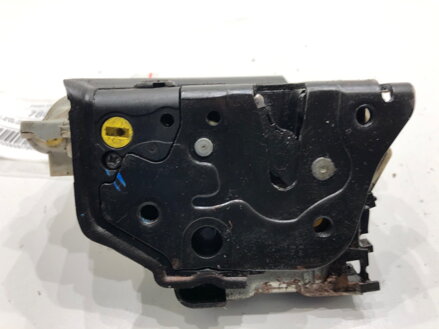 ZÁMOK DVERÍ ĽAVÝ ZADNÝ AUDI Q7 (4LB) 2006 - 2016