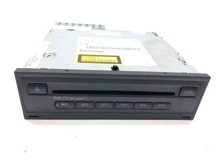 MENIČ AUDI A6 C6 (4F2) 2004 - 2011 4E0910110E