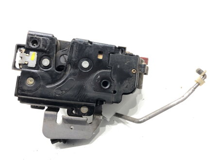 ZÁMOK DVERÍ PRAVÝ PREDNÝ AUDI A2 (8Z0) 2000 - 2005 8Z1837016E