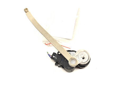 MOTOR RADIÁTORA KÚRENIA RENAULT MEGANE IV SEDAN 2016 - 2022 T32088B