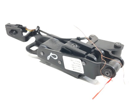 ZÁMOK STRECHY PRAVÝ RENAULT MEGANE CC (EZ0/1_) 2010 - 2022 970820001R