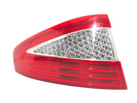 SVETLO ĽAVÉ ZADNÉ FORD MONDEO IV (BA7) 2007 - 2015