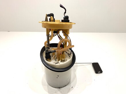 PALIVOVÉ ČERPADLO VW GOLF VII (5G1, BQ1, BE1, BE2) 2012 - 2022 5Q0919050P