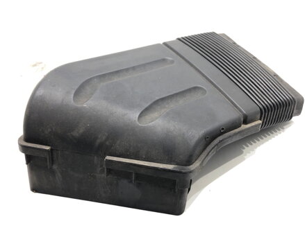 Vzduchové potrubie Audi A4 B6 (8E2) 2000 - 2005 8E0129617