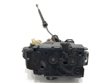 Zámok dverí ľavý predný VW Golf IV Variant (1J5) 1999 - 2006 3B1837015