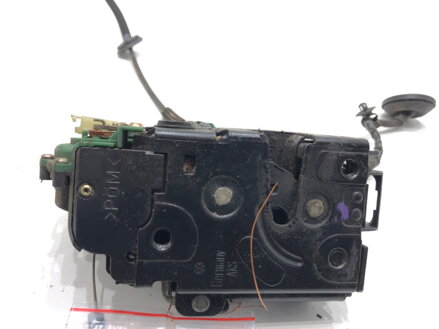 ZÁMOK DVERÍ ĽAVÝ ZADNÝ VW PASSAT B5.5 VARIANT (3B6) 2000 - 2005