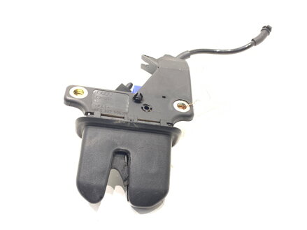 ZÁMOK VEKA BATOŽINOVÉHO PRIESTORU ZADNÝ AUDI A4 B6 (8E2) 2000 - 2005 8E5827505B