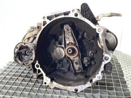 PREVODOVKA VW GOLF V (1K1) 2003 - 2010 JCR
