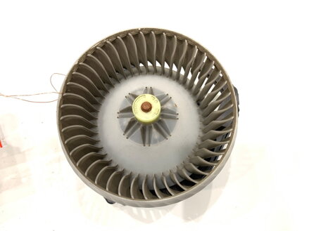 VENTILÁTOR KÚRENIA JEEP CHEROKEE (KL) 2013 - 2022 AY6271