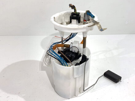 PALIVOVÉ ČERPADLO BMW X2 (F39) 2017 - 2022 7300465