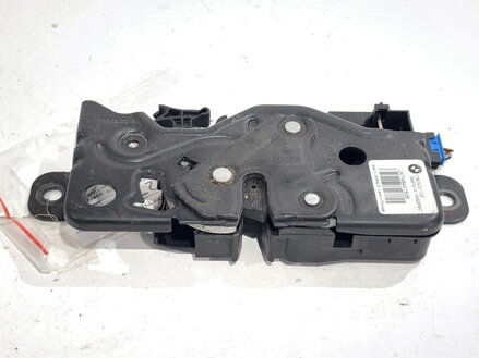 ZÁMOK VEKA BATOŽINOVÉHO PRIESTORU ZADNÝ BMW X2 (F39) 2017 - 2022 7464415