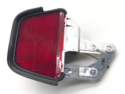 SVETLO STOP TOYOTA AVENSIS (_T25_) 2003 - 2008