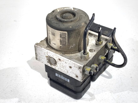 ČERPADLO FORD FOCUS C-MAX (DM2) 2003 - 2007 3M51-2M110-AD