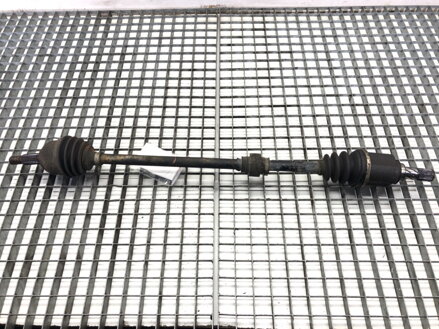 Poloos pravá predná Nissan Micra III (K12) 2002 - 2010