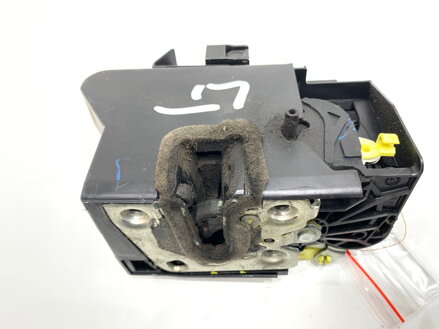 Zámok dverí ľavý zadný Dacia Duster (HM_) 2017 - 2022