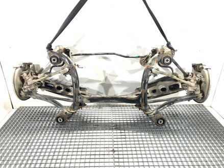 Výstuha zadná Audi A4 B9 Avant (8W5, 8WD) 2015 - 2025