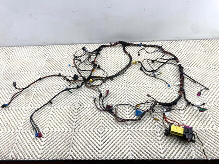 KABELÁŽ INŠTALÁCIA PRÍSTROJOVEJ DOSKY KONZOLY MERCEDES-BENZ GLE (V167) 2018 - A1675400517