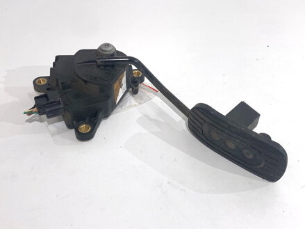 Plynový pedál Nissan Note (E11, NE11) 2005 - 2013