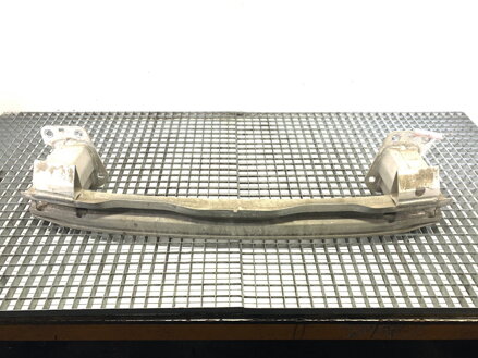 Výstuha nárazníka zadná Audi Q8 (4MN) 2018 - 2022