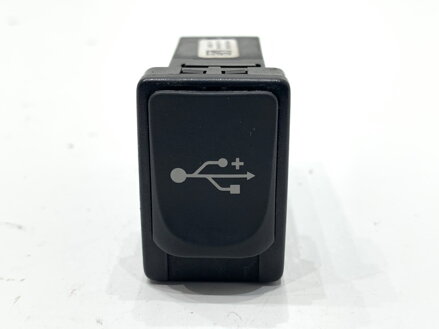 Zásuvka / uloženie USB Toyota Yaris (_P13_) 2010 - 2022 86190-0D060