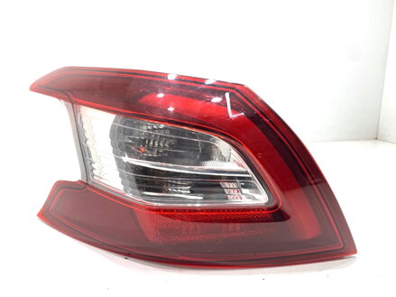 SVETLO ĽAVÉ ZADNÉ PEUGEOT 308 II (LB_, LP_, LW_, LH_, L3_) 2013 - 2021 9677817680