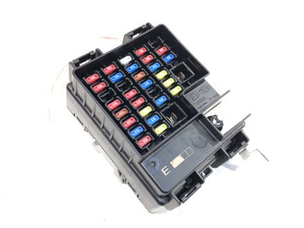 Poistková skrinka Hyundai Tucson (NX4E, NX4A) 2020 - 2022 91959-N7020