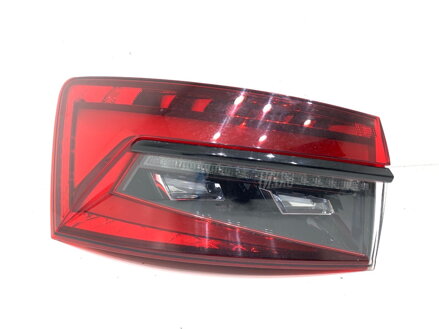 SVETLO ĽAVÉ ZADNÉ SKODA SUPERB III KOMBI (3V5) 2015 - 2022 3V9945207B