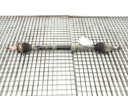 POLOOS PRAVÁ PREDNÁ TOYOTA AVENSIS SEDAN (_T27_) 2008 - 2018