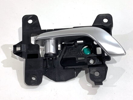 Kľučka vnútorná pravá zadná Hyundai Kona II (SX2) 2022 - 82623-BE010