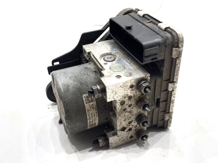 Čerpadlo VW T-roc (A11) 2017 - 2022 5Q0614517EF